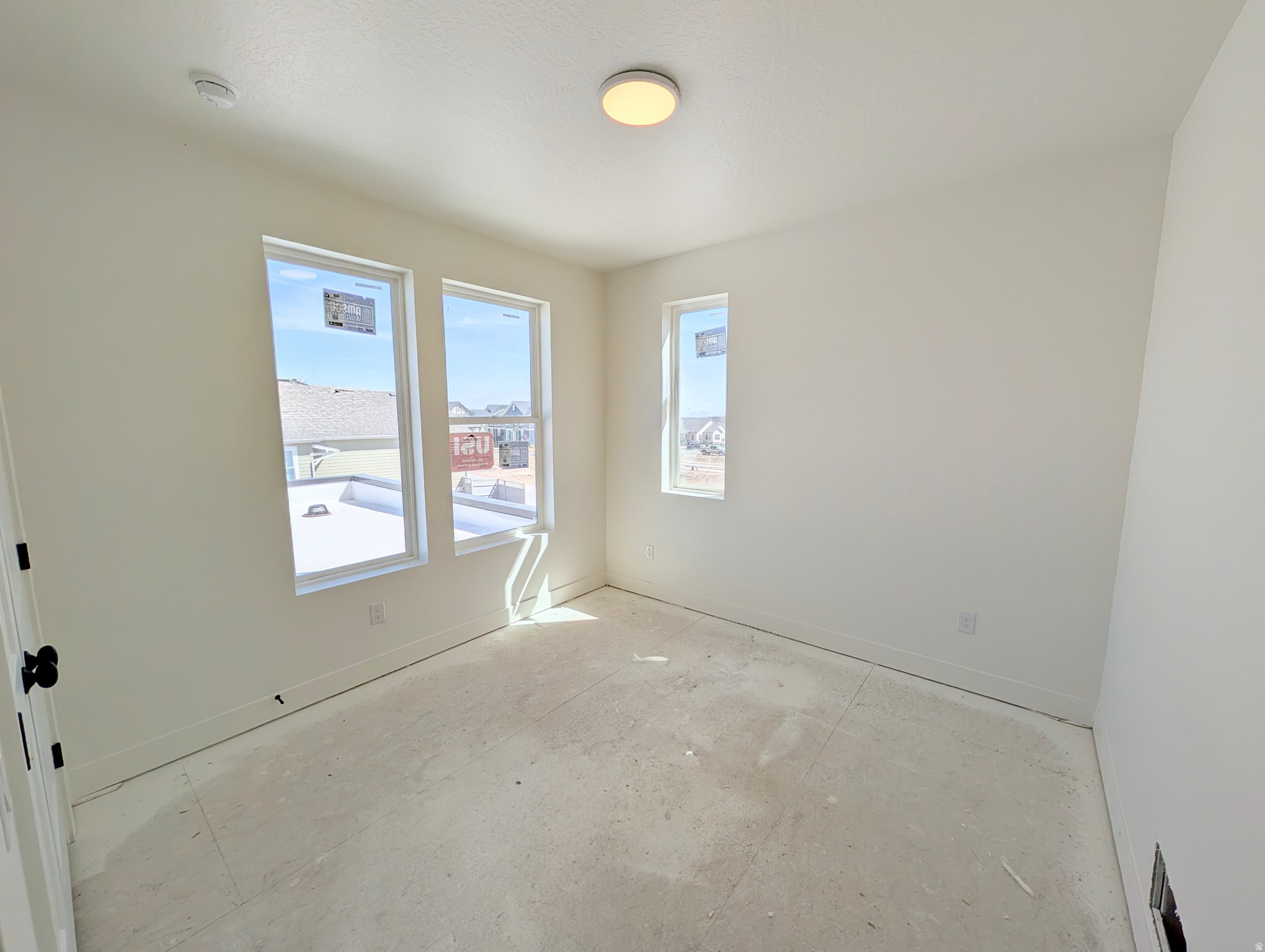 DAYBREAK - Residential