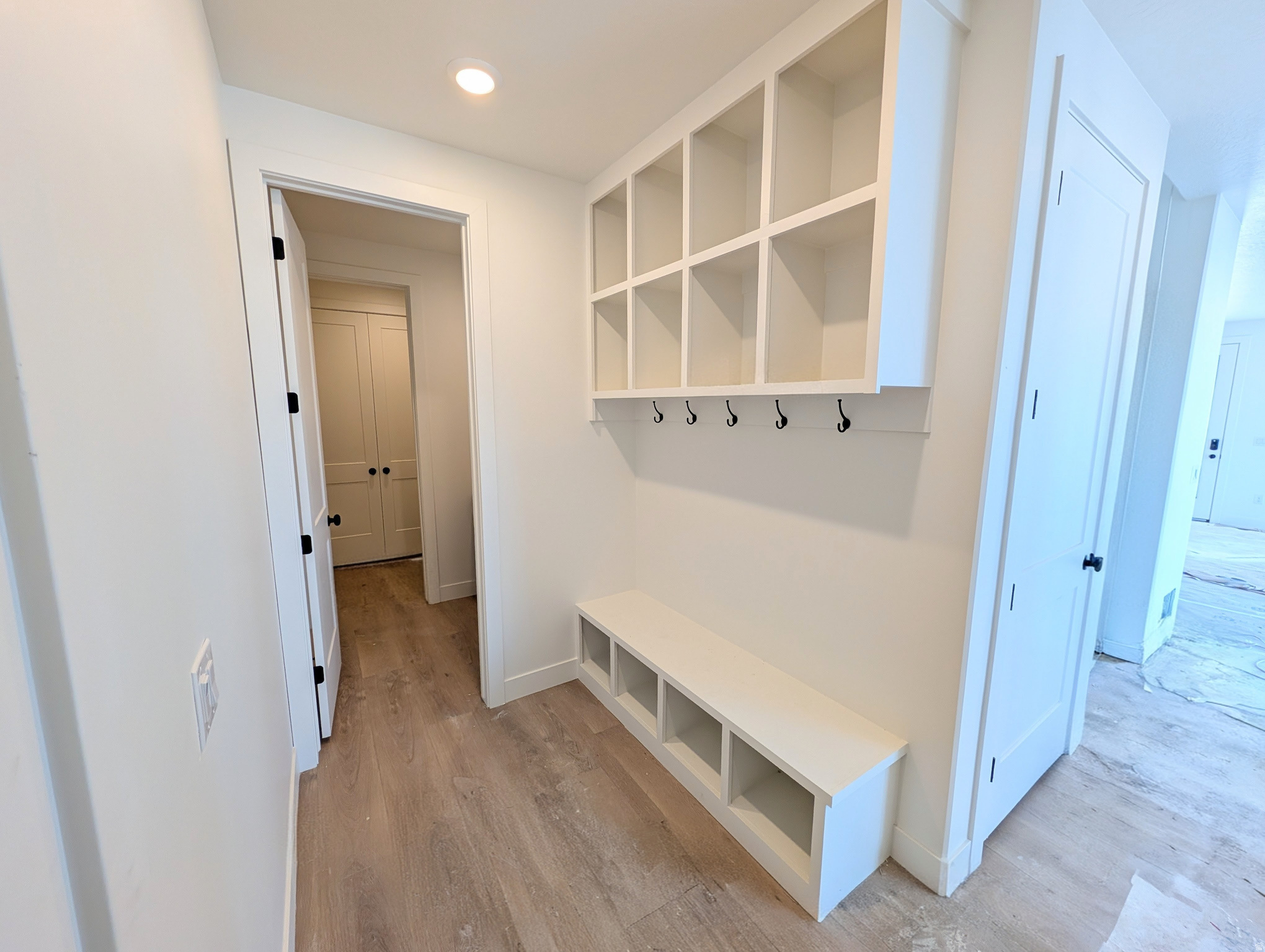 DAYBREAK - Residential