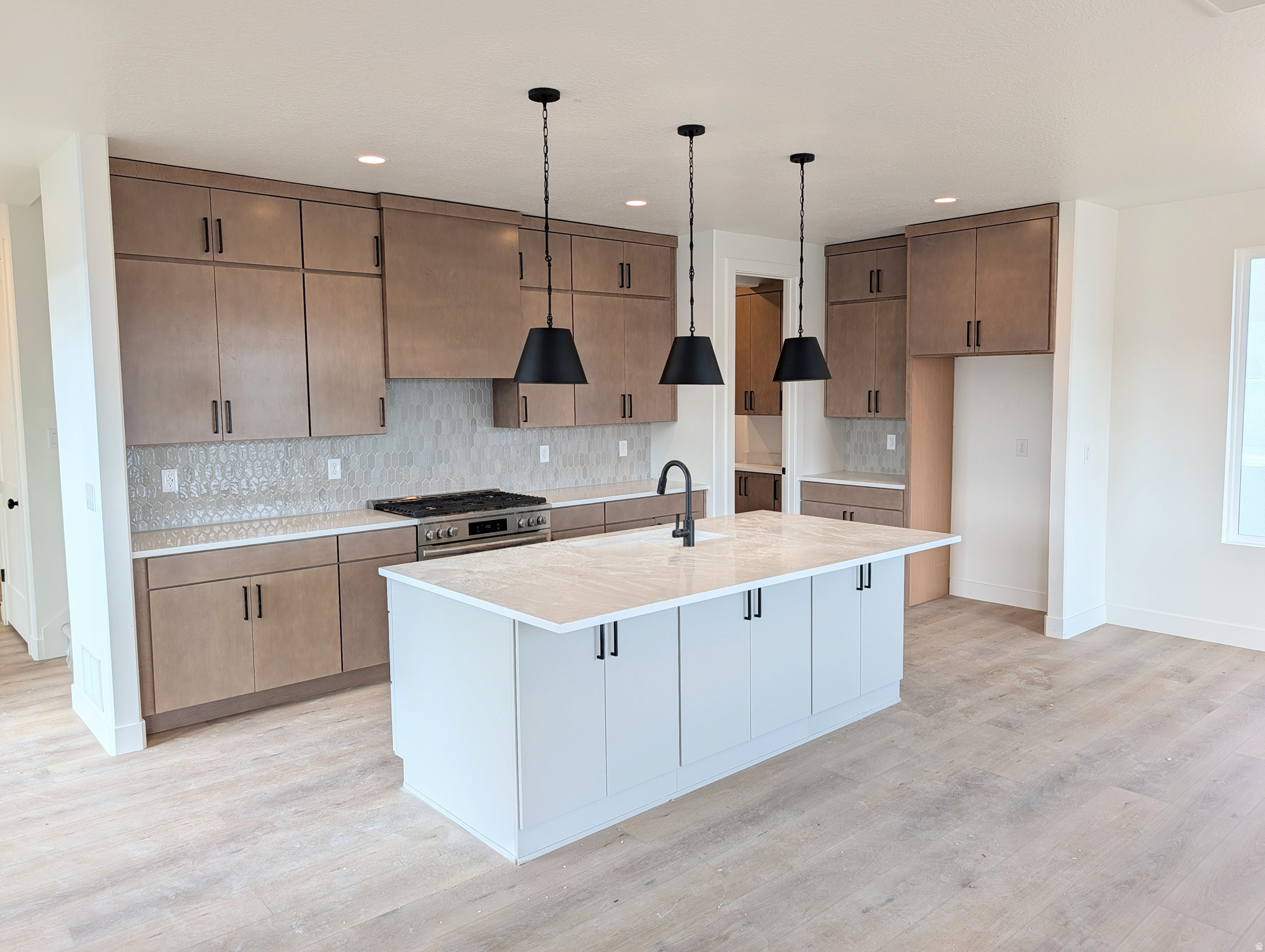 DAYBREAK - Residential