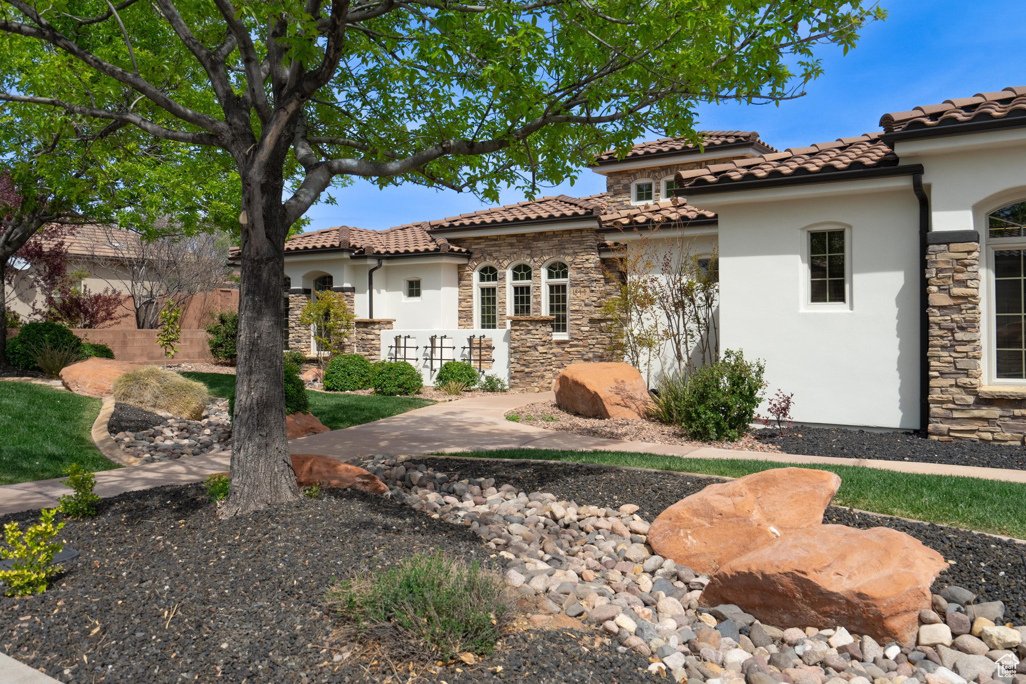 1844 N Wellington St, Washington, Utah image 5