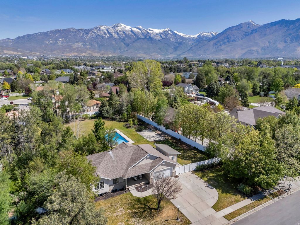 Photo of 6362 W 10500 N, Highland, UT 84003 (MLS # 2157455)