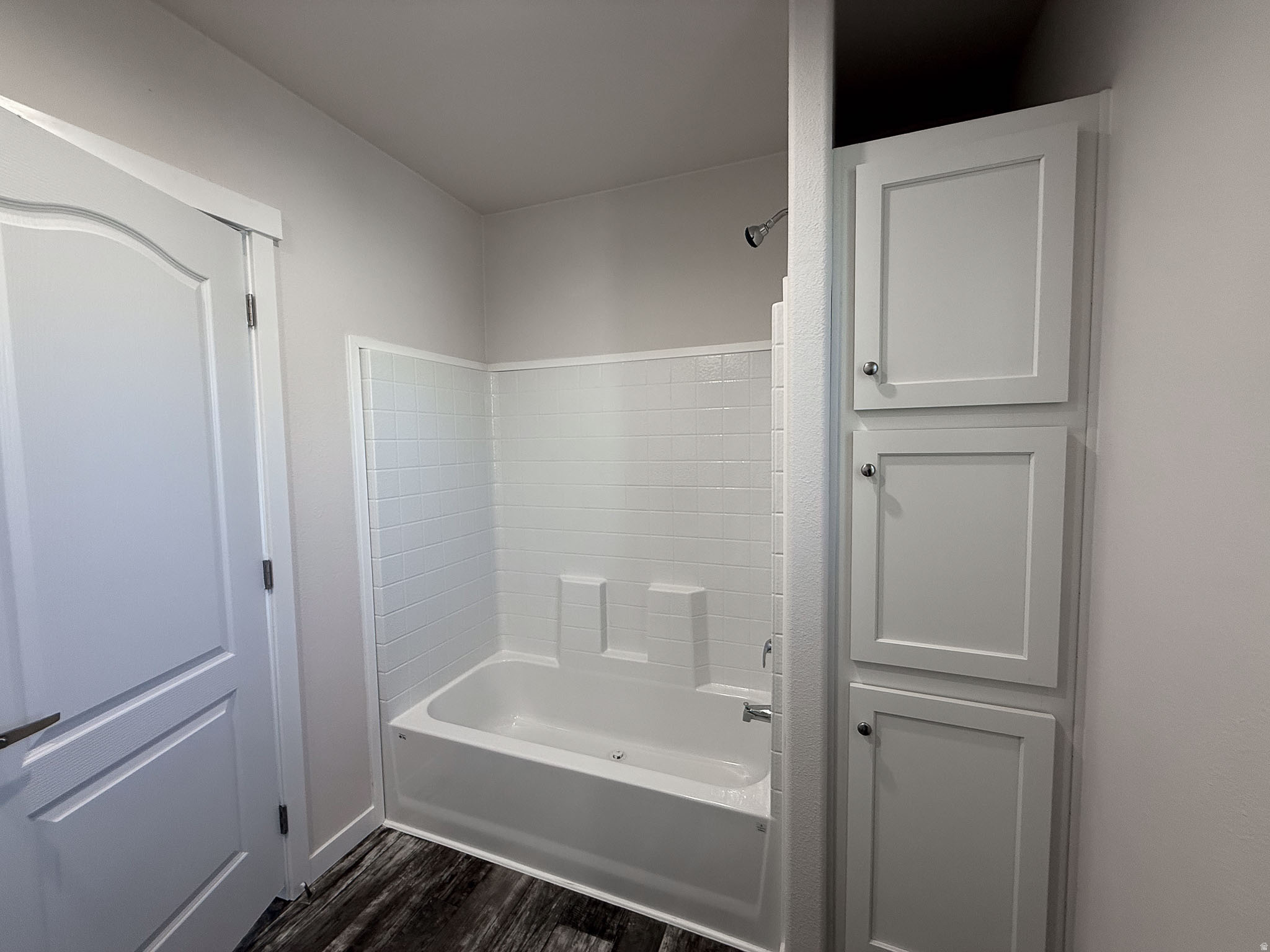 ROLLING HILLS ESTATES - Residential