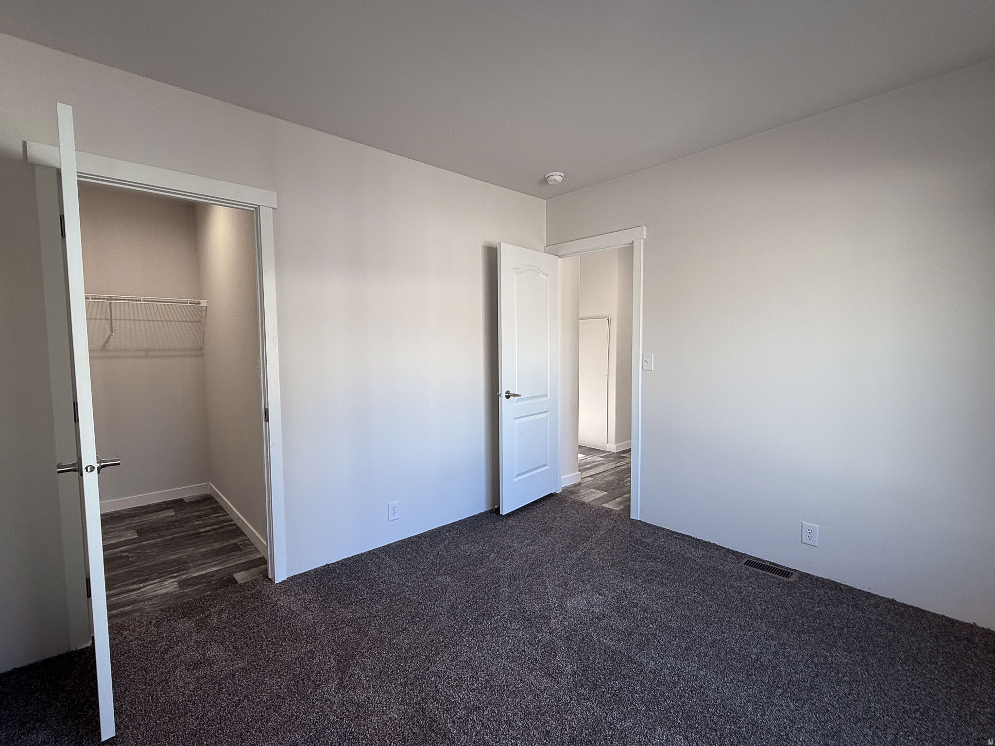 ROLLING HILLS ESTATES - Residential