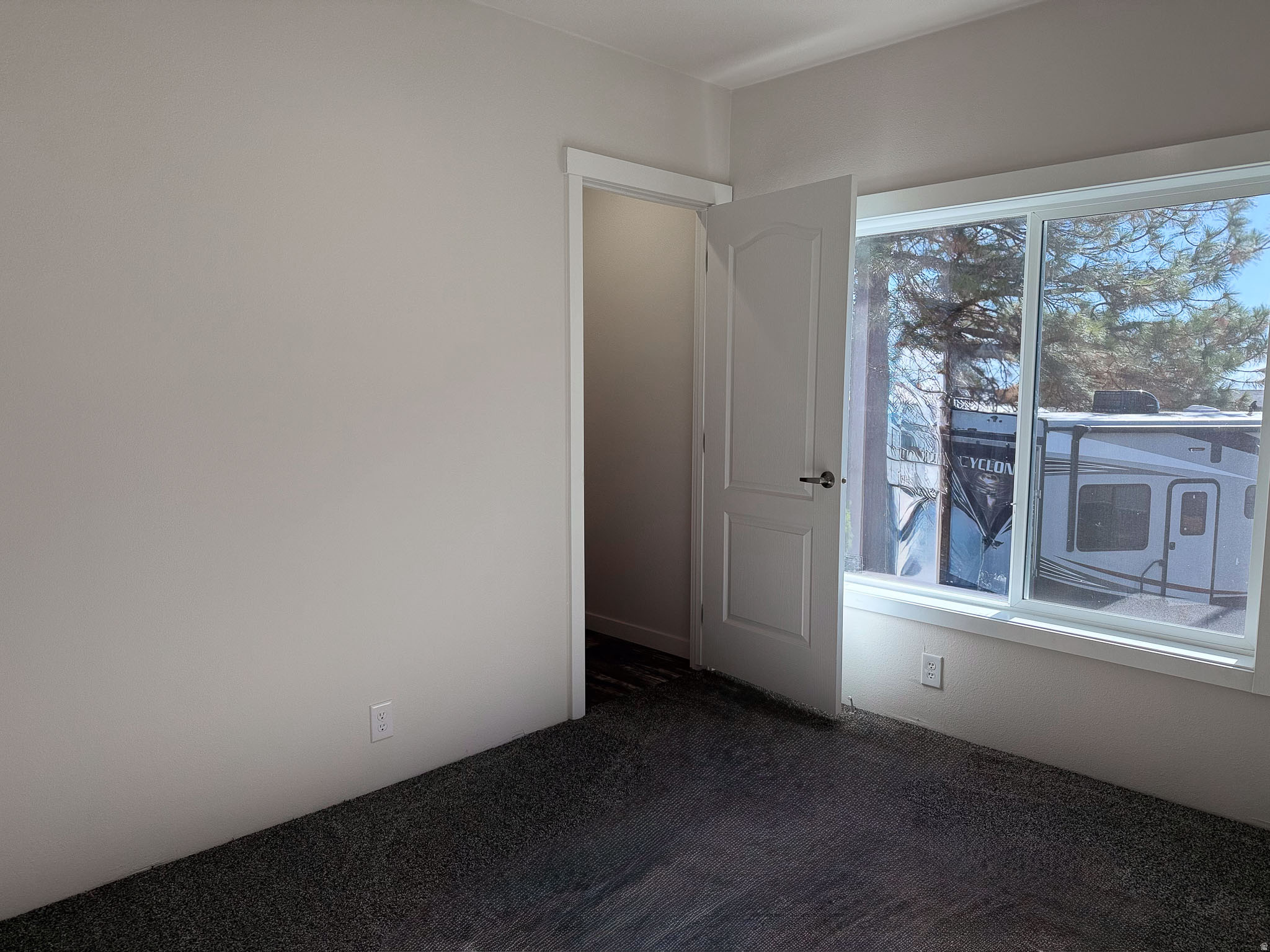 ROLLING HILLS ESTATES - Residential