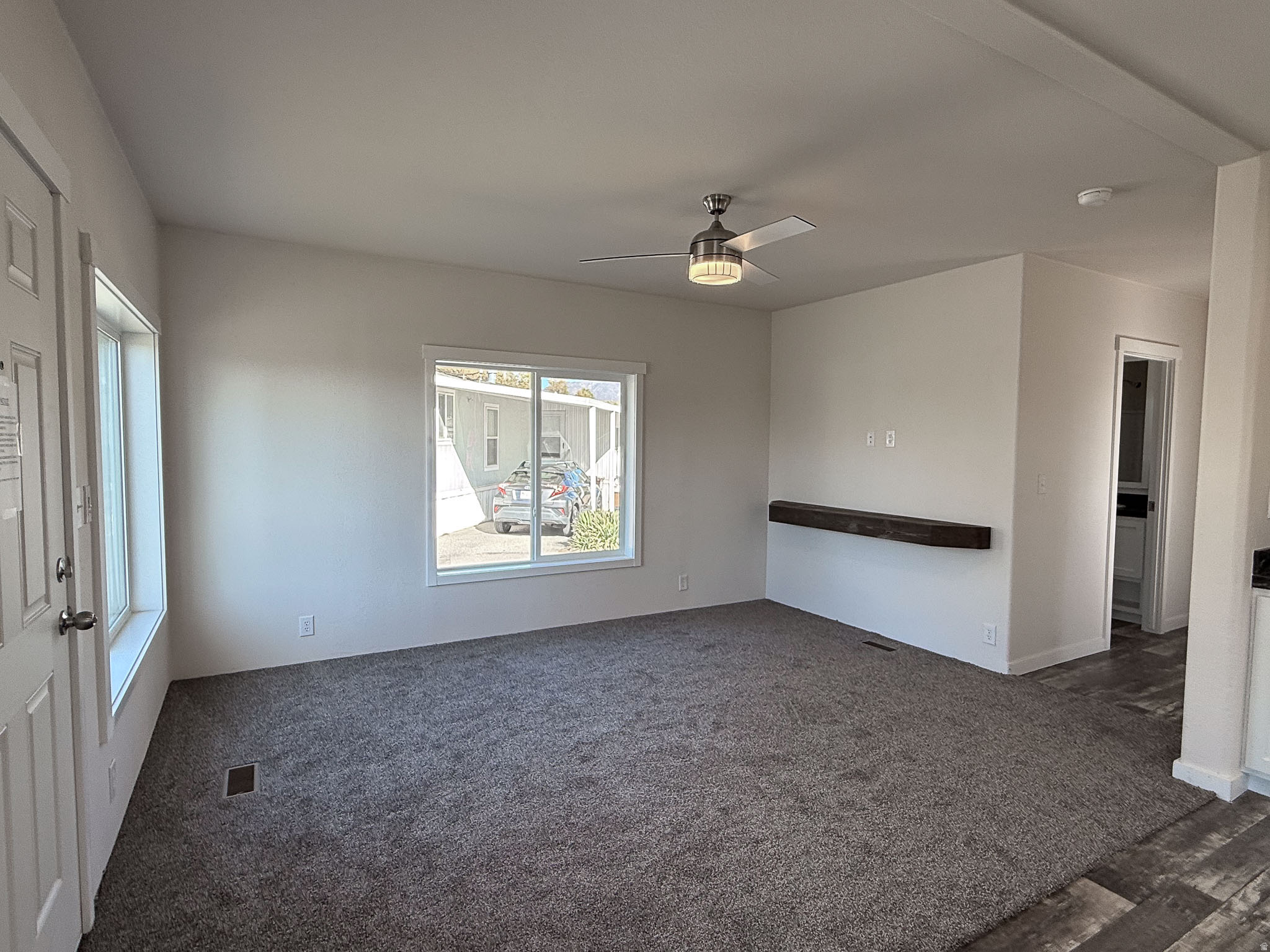 ROLLING HILLS ESTATES - Residential