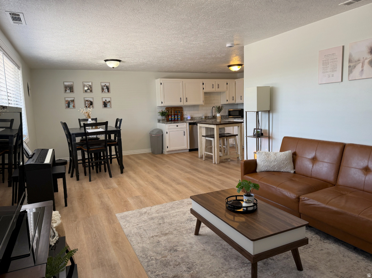 CACTUS ROAD CONDOS - Residential