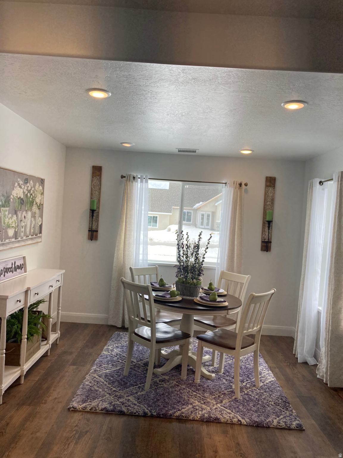 COUNTRY VIEW VILLAS - Residential