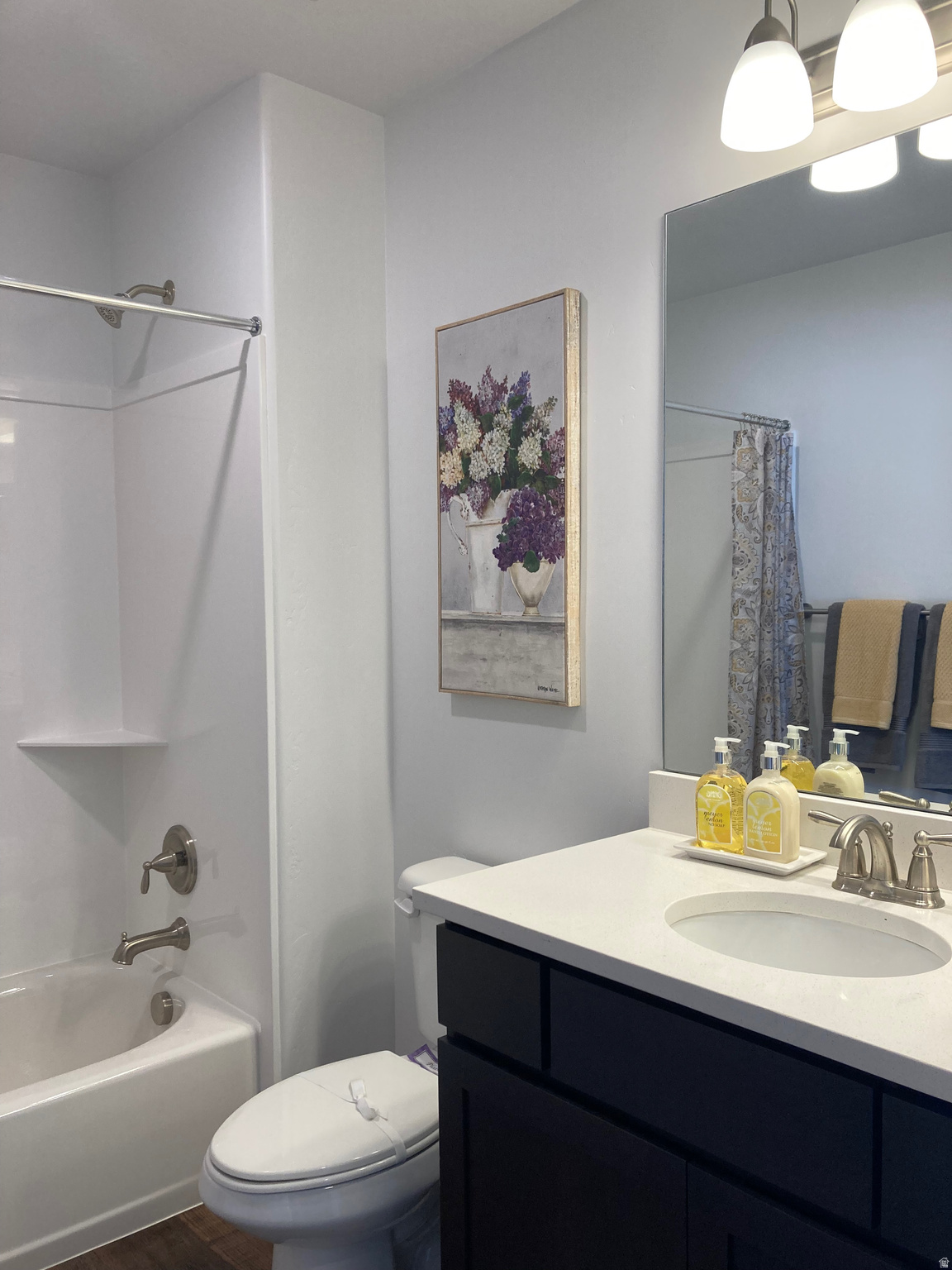 COUNTRY VIEW VILLAS - Residential