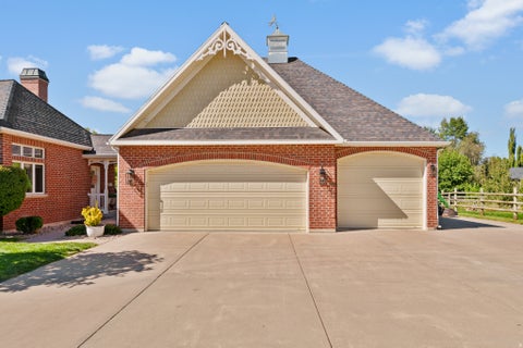 Tiny photo for 1818 S BLOOMING GROVE LN, Kaysville, UT 84037 (MLS # 2186483)