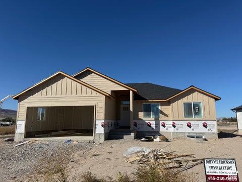 Photo of 1265 E 1150 S #LOT 81, Garland, UT 84312 (MLS # 2188420)