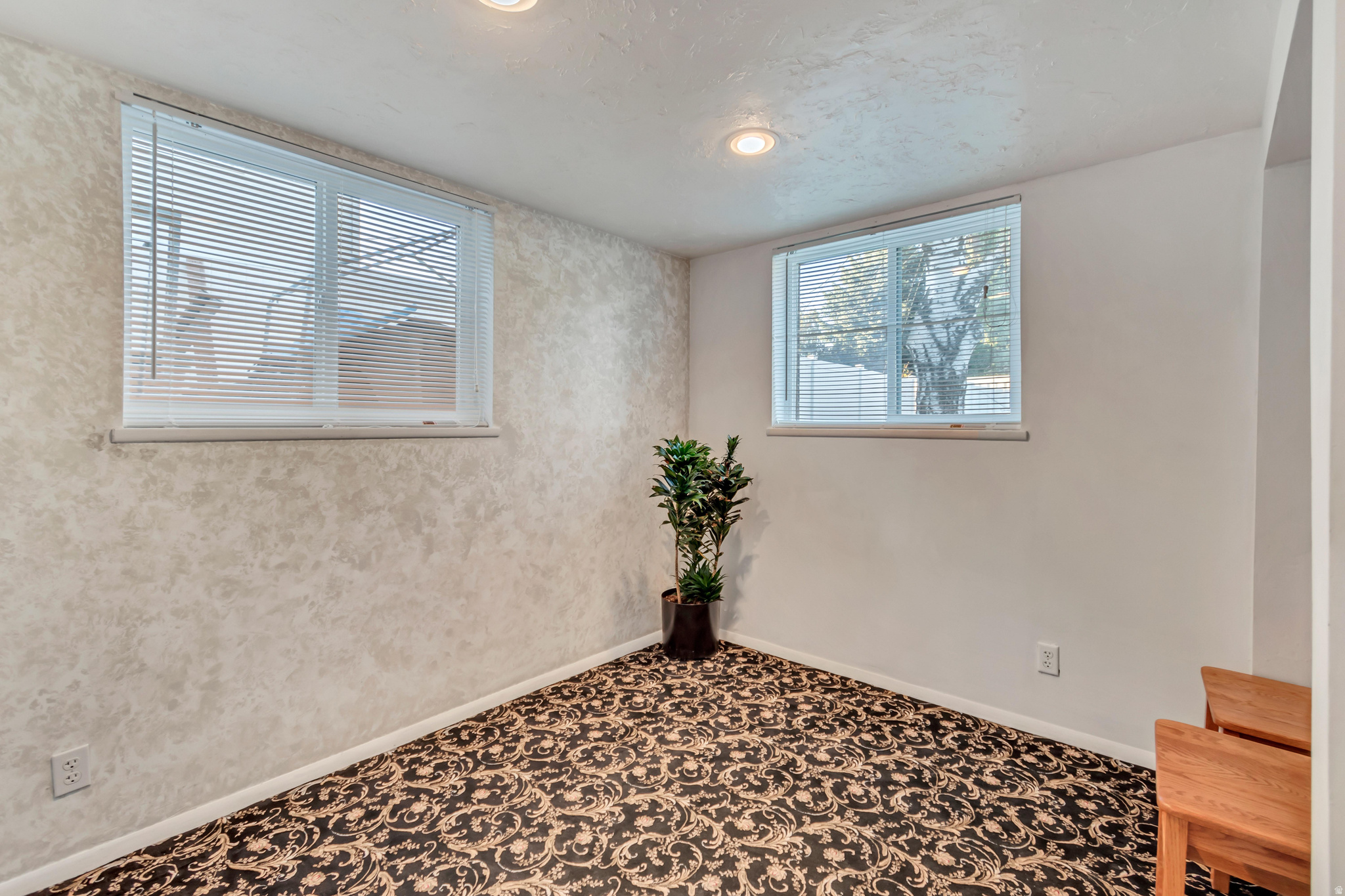 TANGLEWOOD - Residential