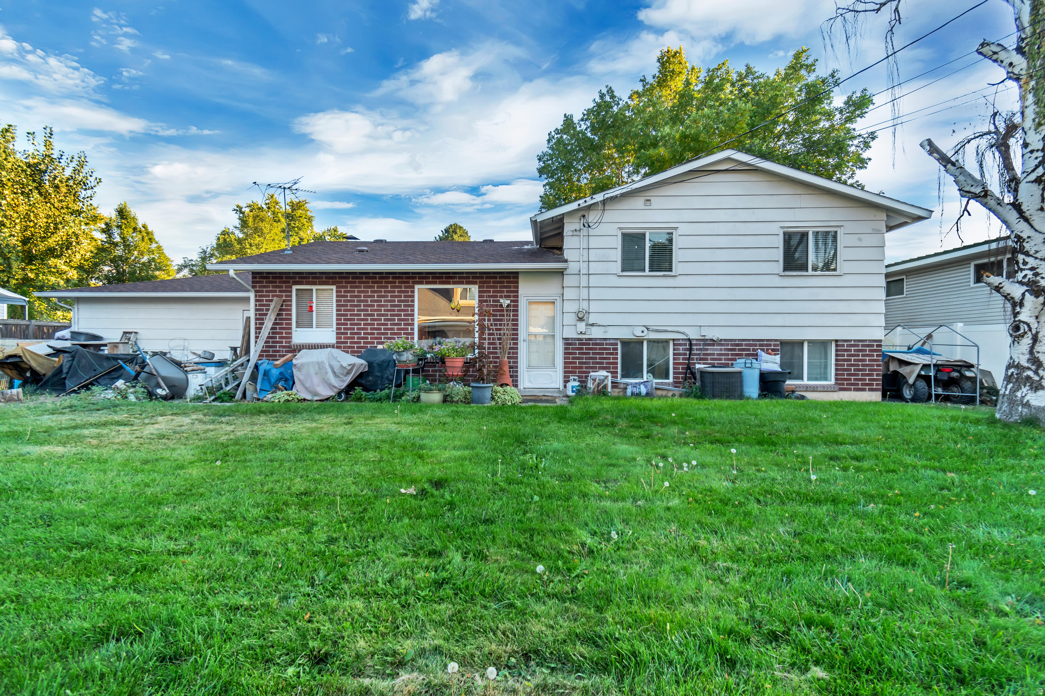 TANGLEWOOD - Residential