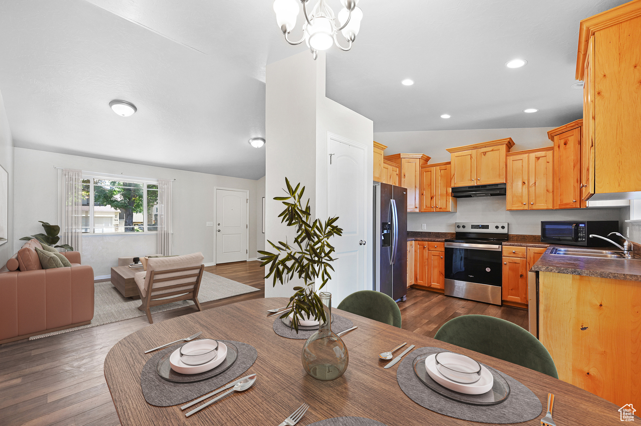 GREEN MEADOWS SUBD - Residential