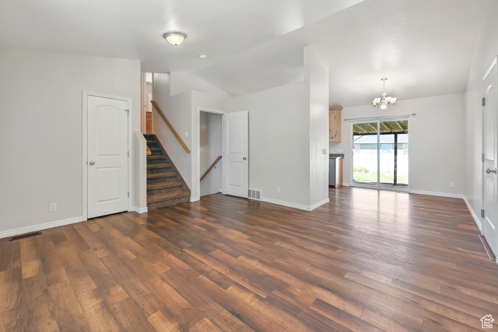 GREEN MEADOWS SUBD - Residential