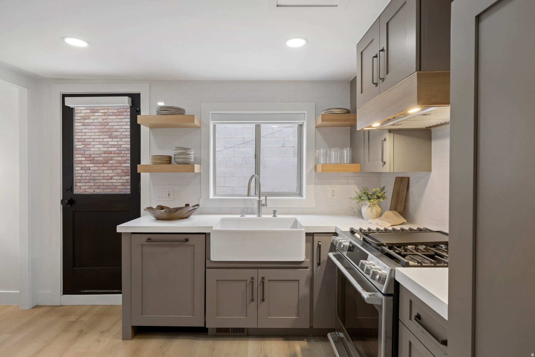 SNYDERS ADDITION - Residential