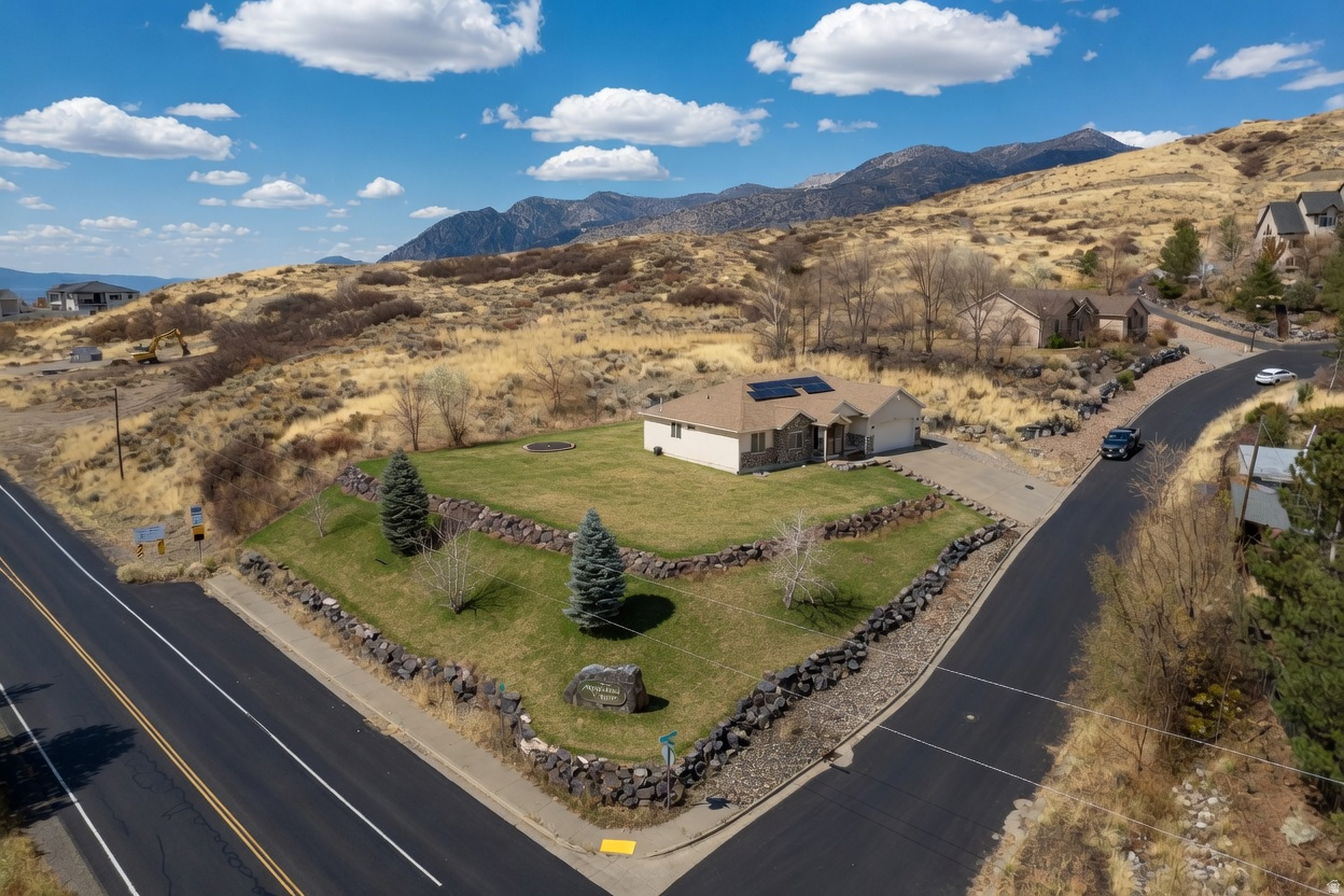 MOUNTAINTOP TRAILS - Residential