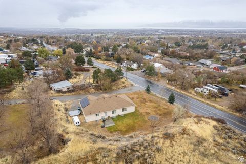 Tiny photo for 3870 W MOUNTAINTOP CIR, Cedar Hills, UT 84062 (MLS # 2088901)