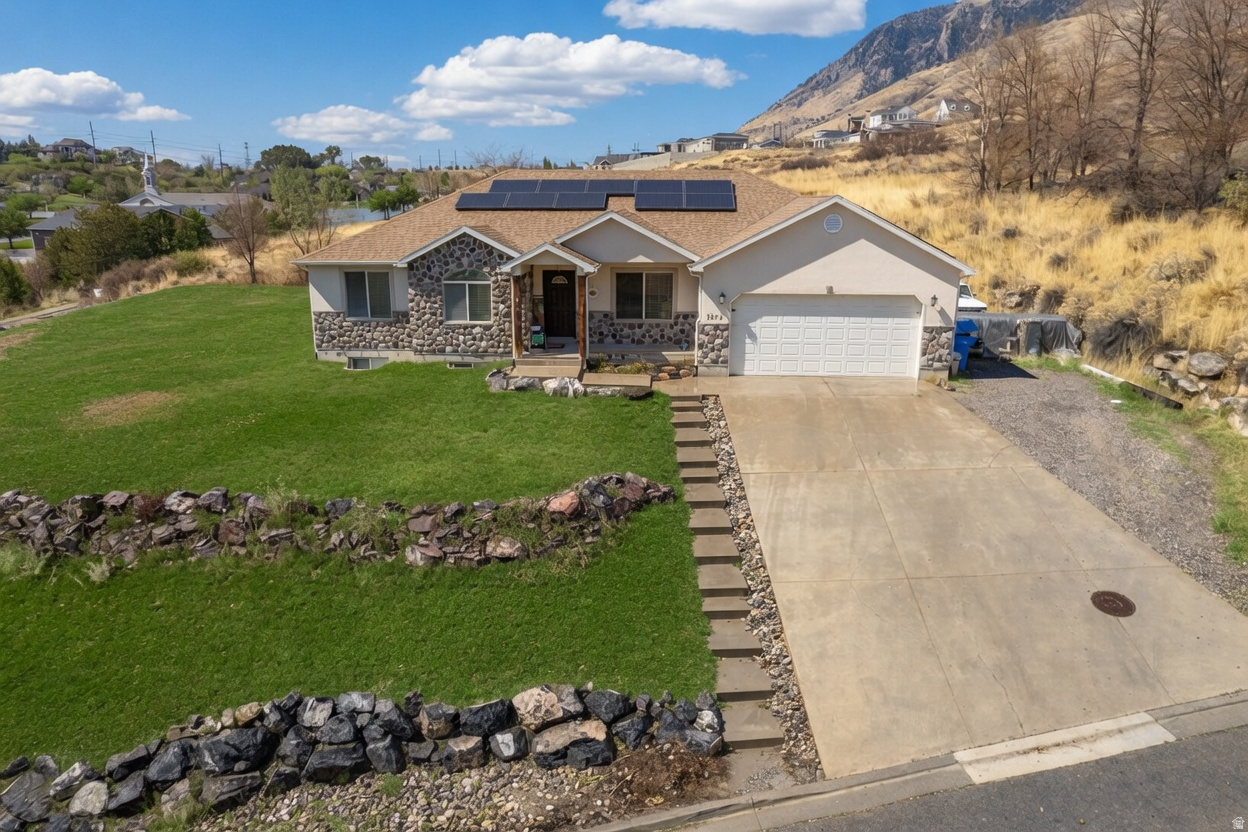 MOUNTAINTOP TRAILS - Residential