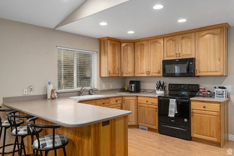Tiny photo for 3870 W MOUNTAINTOP CIR, Cedar Hills, UT 84062 (MLS # 2088901)