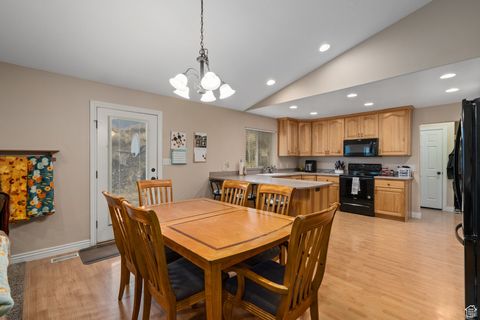 Tiny photo for 3870 W MOUNTAINTOP CIR, Cedar Hills, UT 84062 (MLS # 2088901)