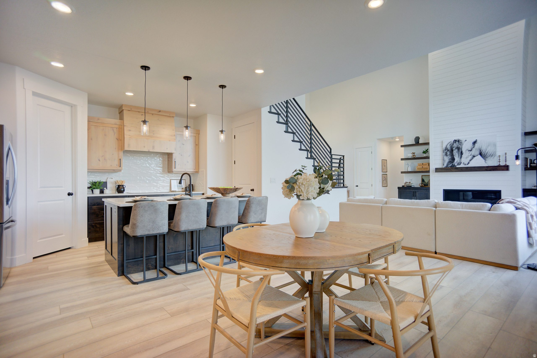 MAJESTIC VIEW - Residential