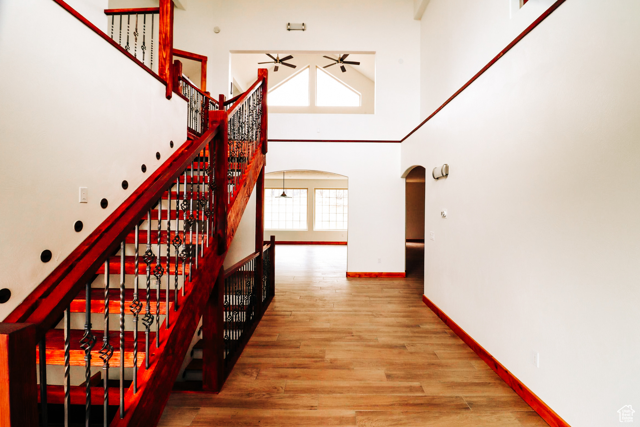 PAUNSAUGUNT CLIFFS PHASE NO 3 SUBDIVISIO - Residential