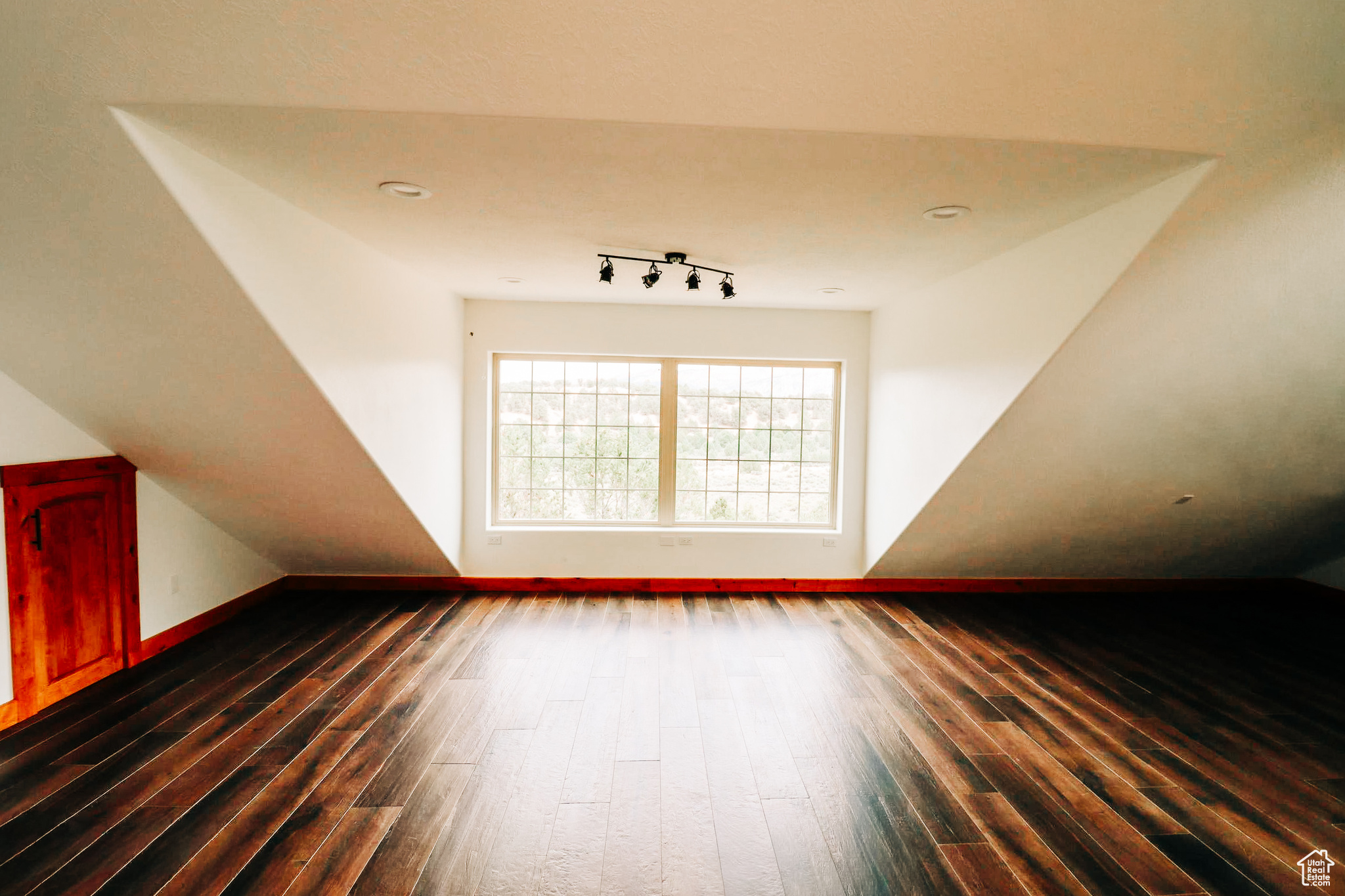 PAUNSAUGUNT CLIFFS PHASE NO 3 SUBDIVISIO - Residential