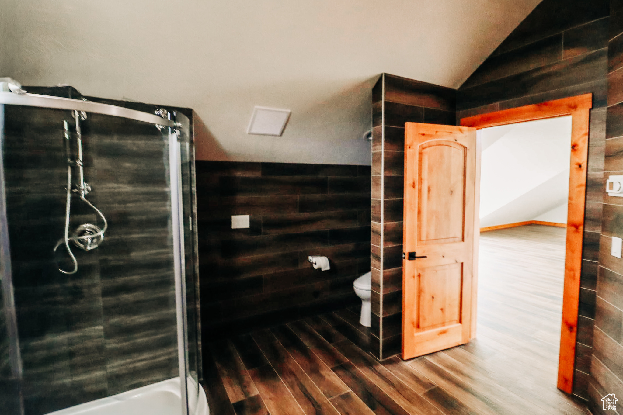 PAUNSAUGUNT CLIFFS PHASE NO 3 SUBDIVISIO - Residential