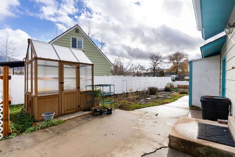 Tiny photo for 1320 COUNTRY MANOR DR, Logan, UT 84321 (MLS # 2129128)