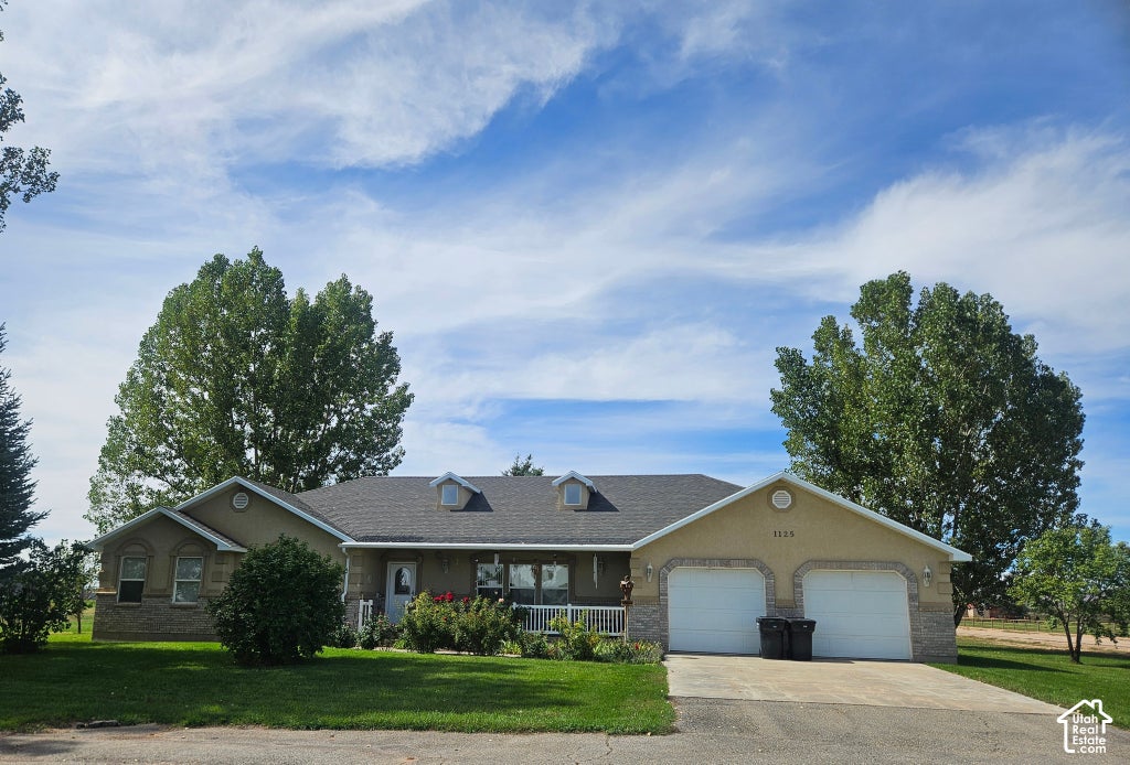 Photo of 1129 N 3000 W, Roosevelt, UT 84066 (MLS # 2187528)