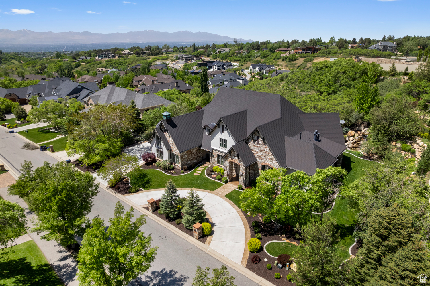 PEPPERWOOD - Residential