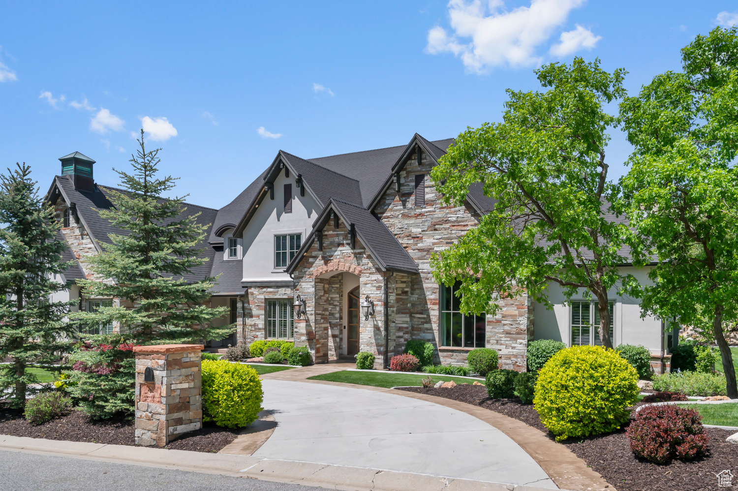 PEPPERWOOD - Residential
