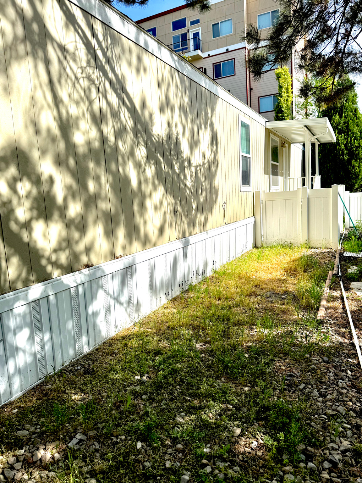 ALL SEASONS - Residential