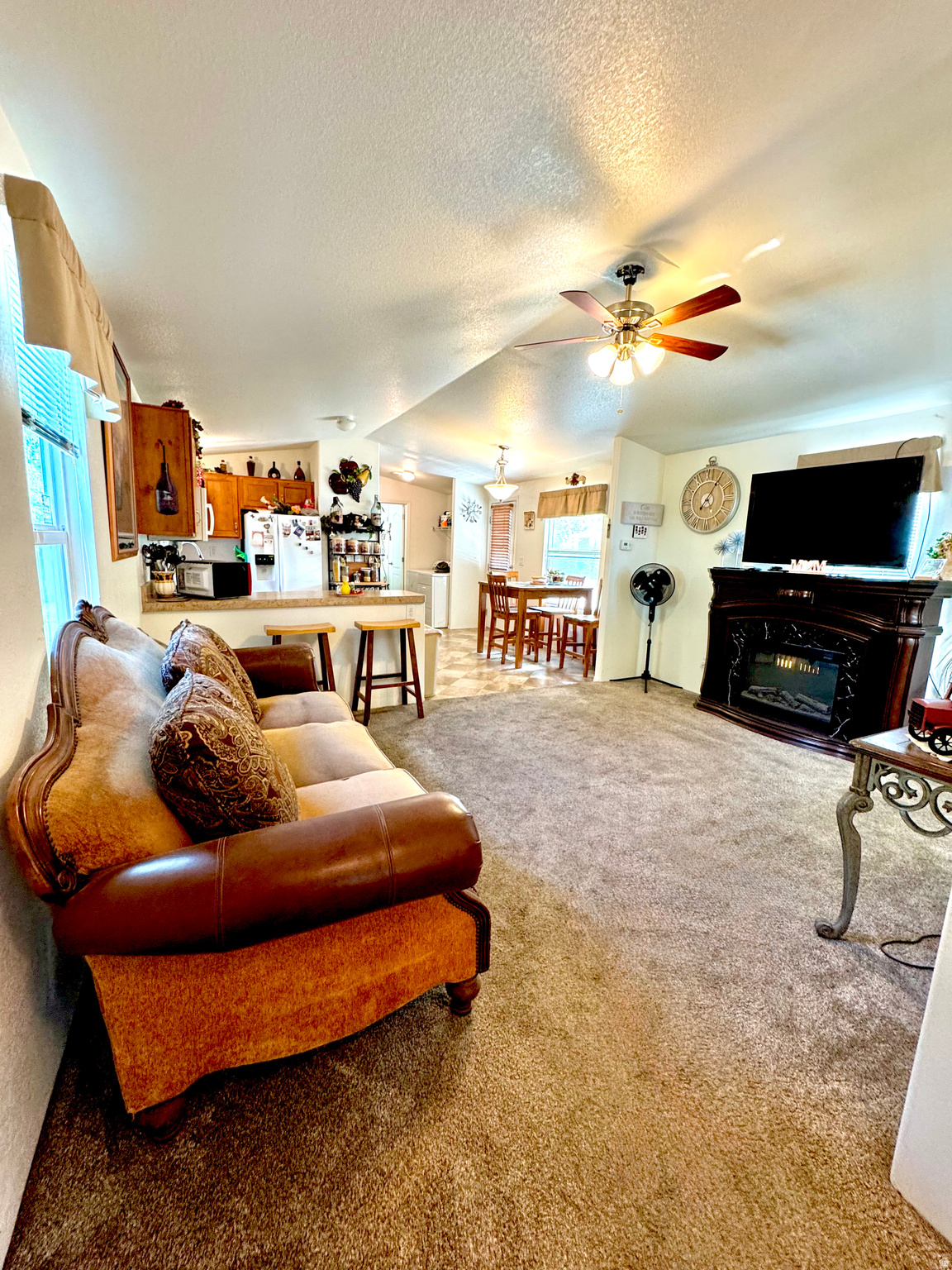 ALL SEASONS - Residential