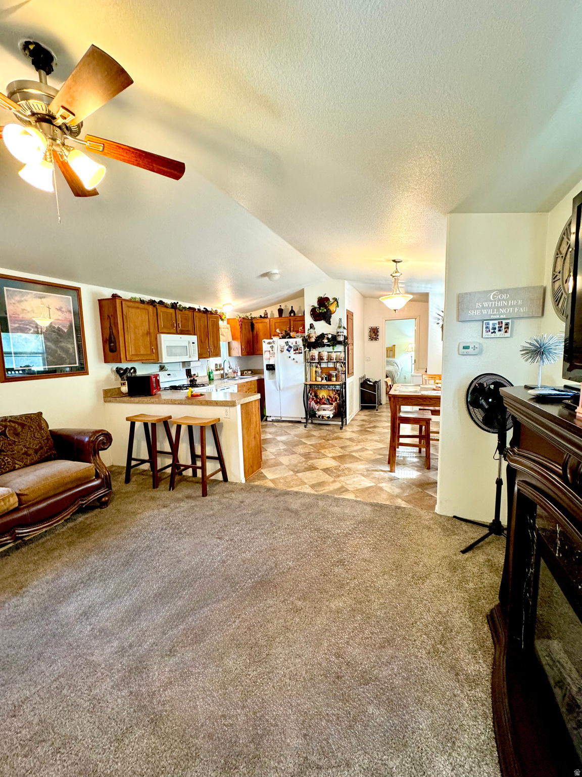 ALL SEASONS - Residential