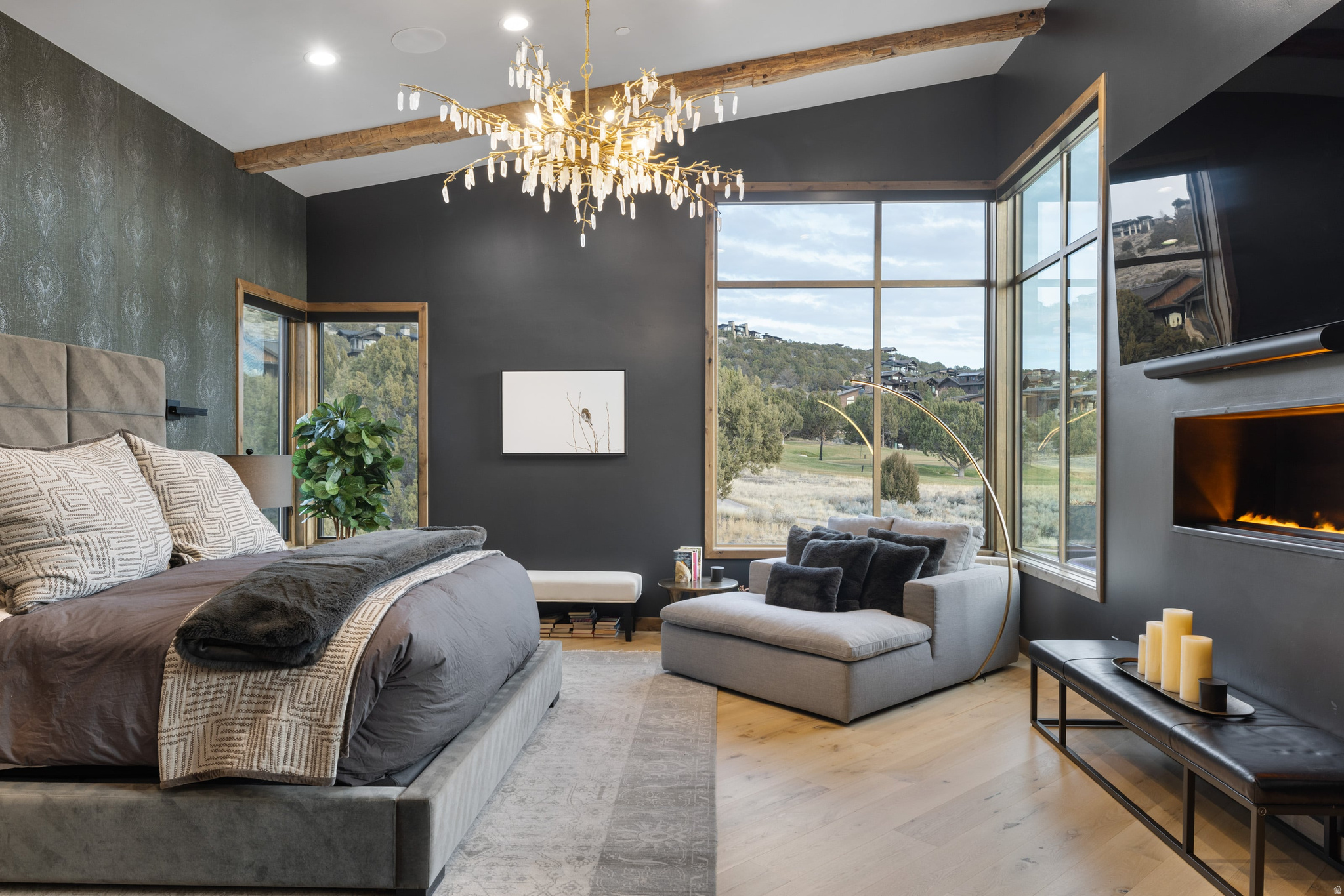 RED LEDGES - Residential