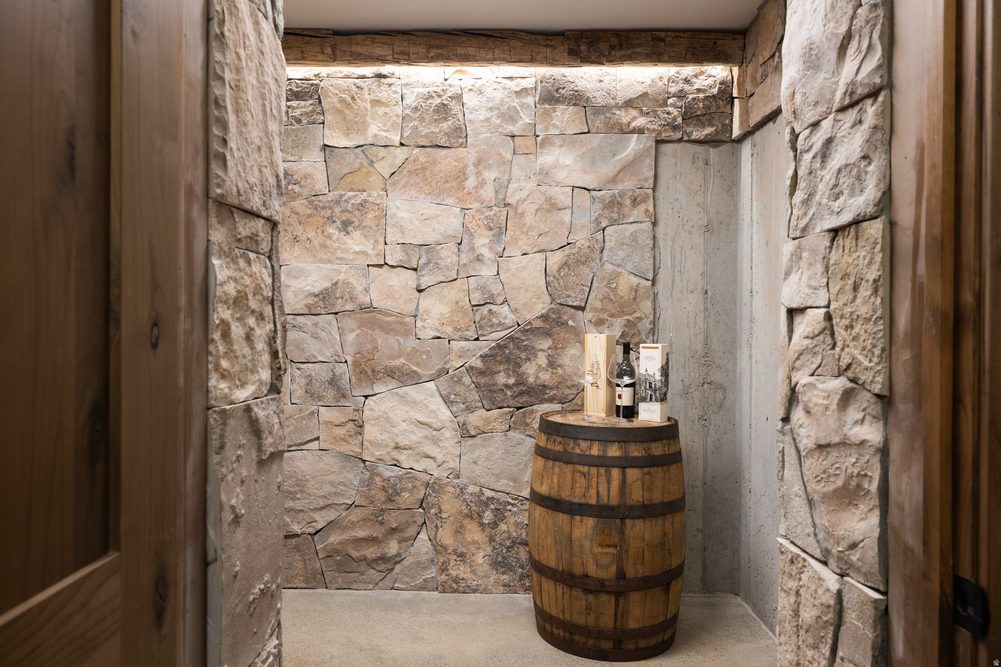 RED LEDGES - Residential