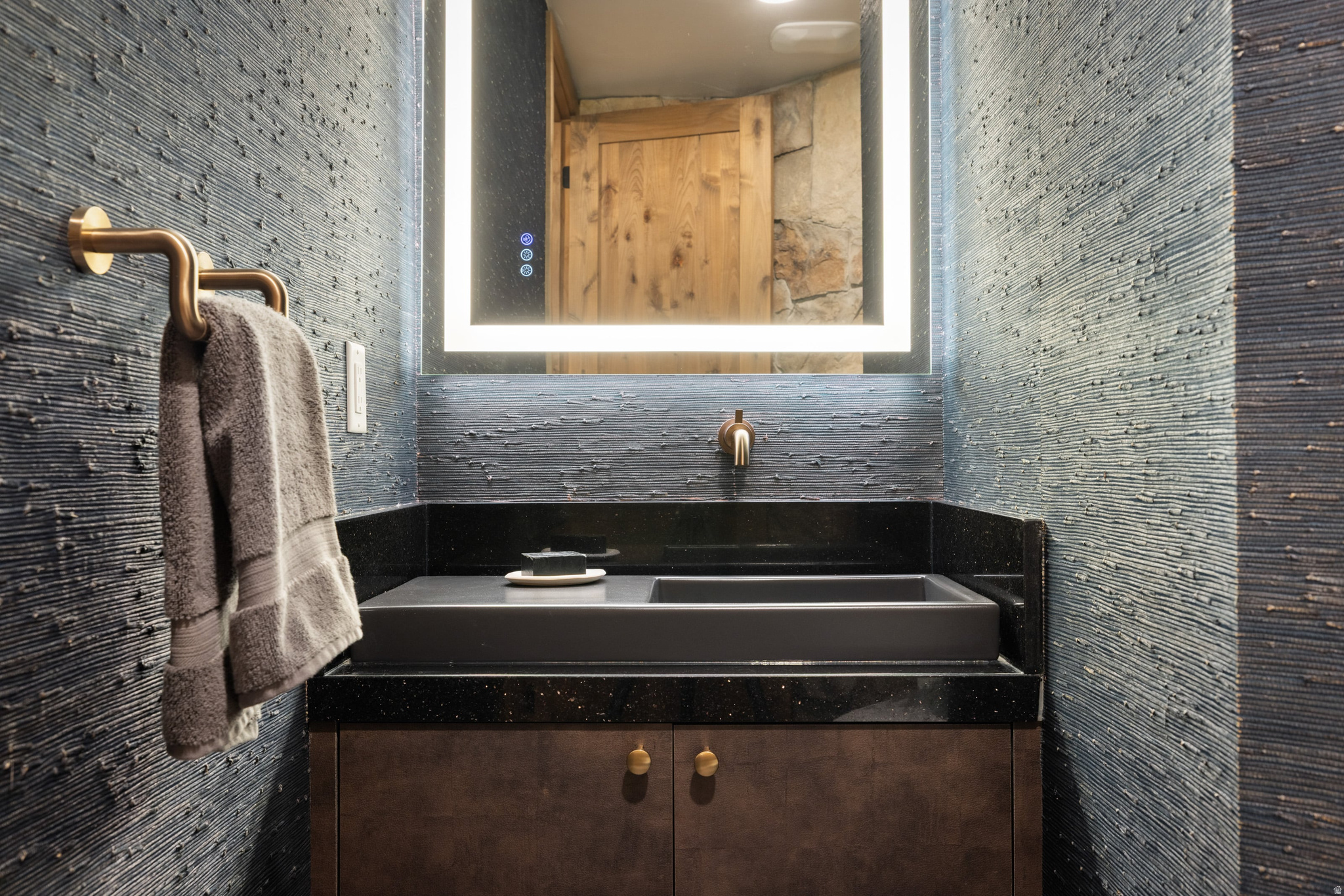 RED LEDGES - Residential