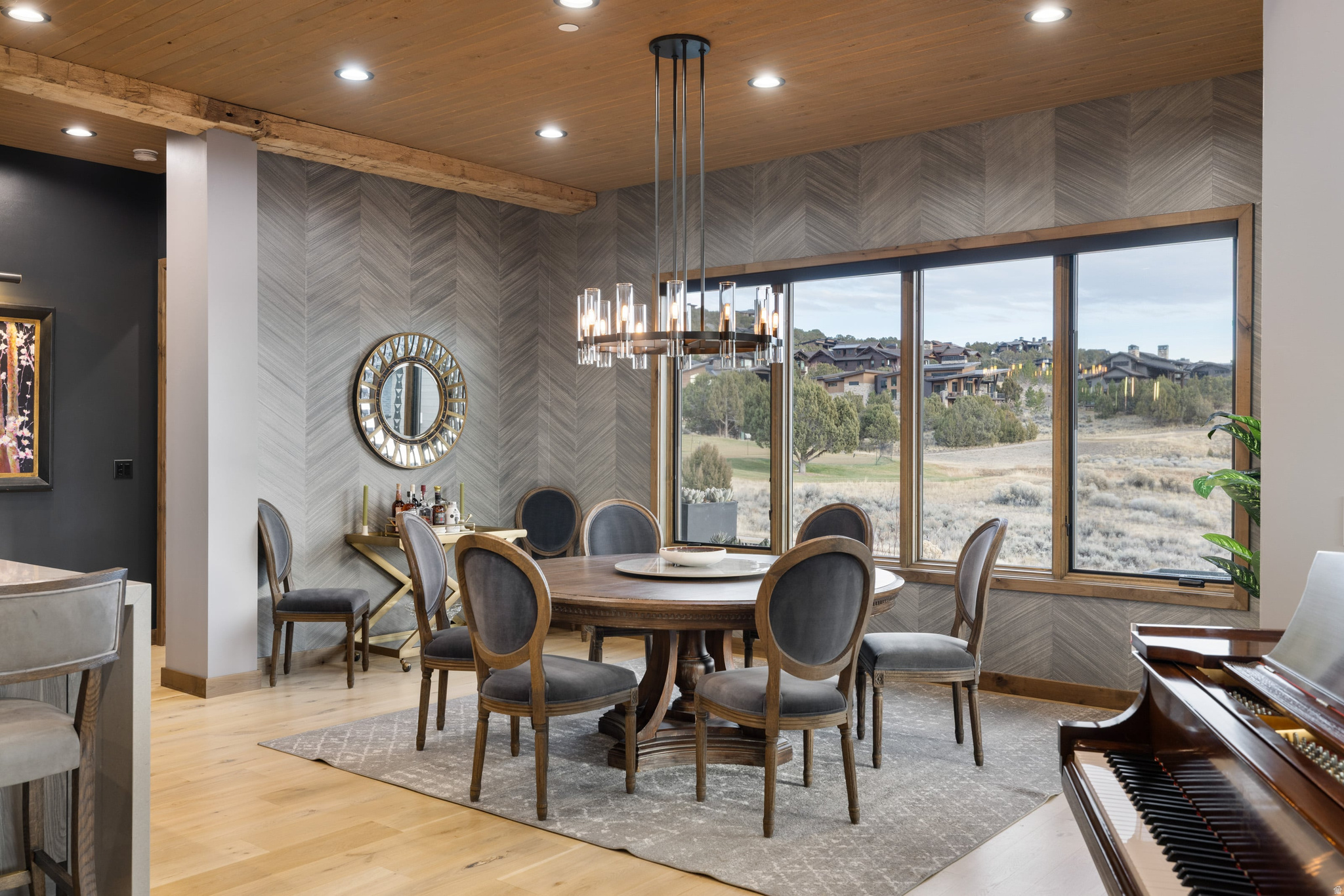 RED LEDGES - Residential