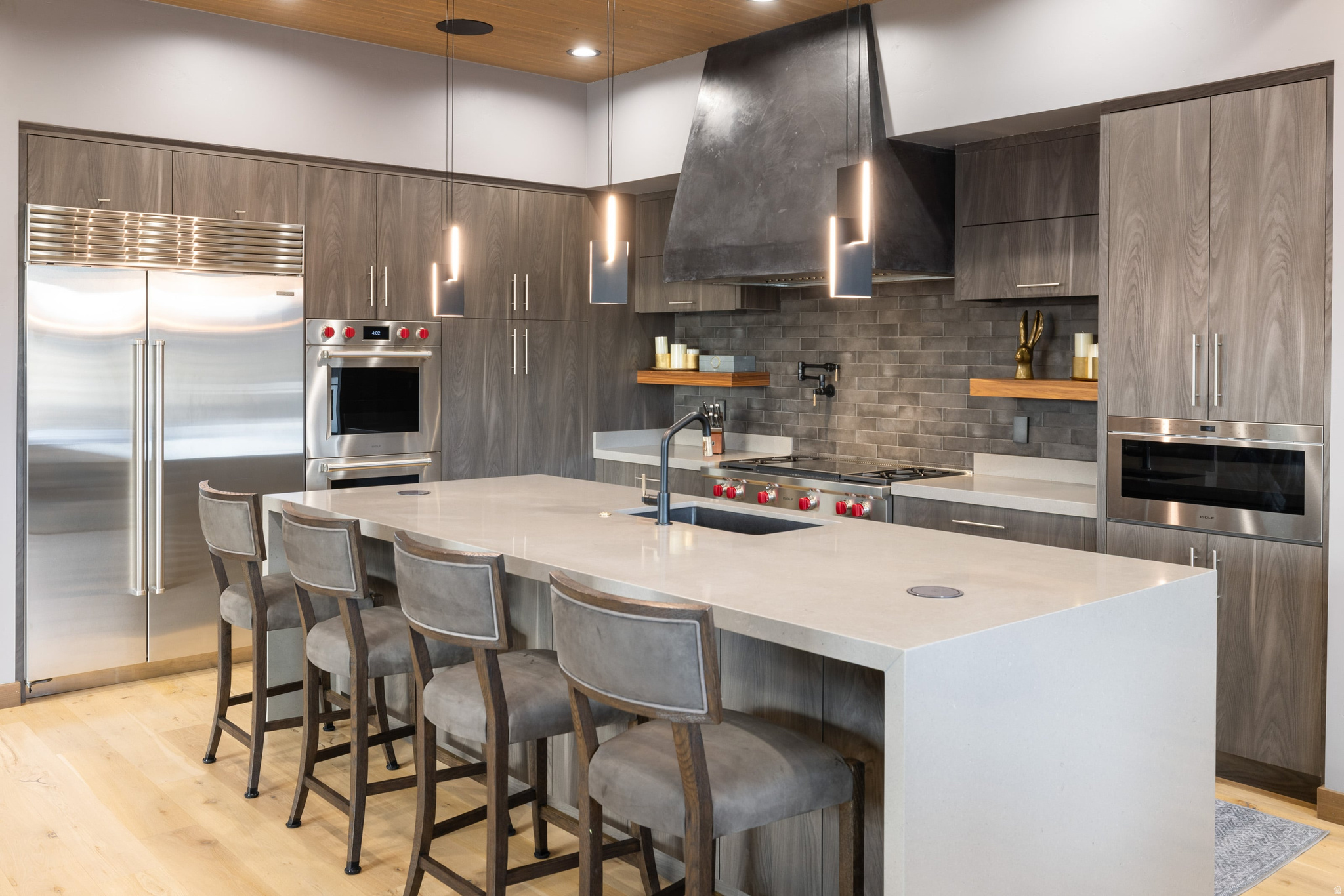 RED LEDGES - Residential