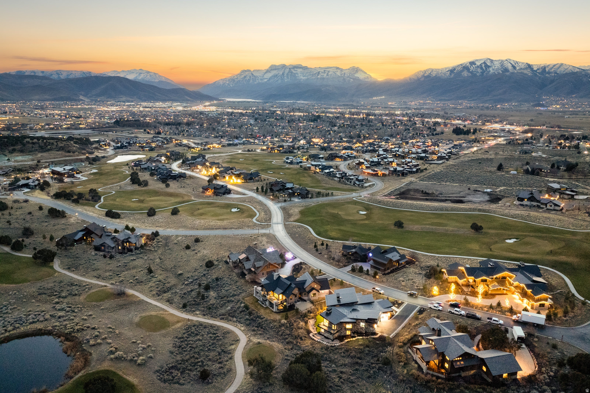 RED LEDGES - Residential