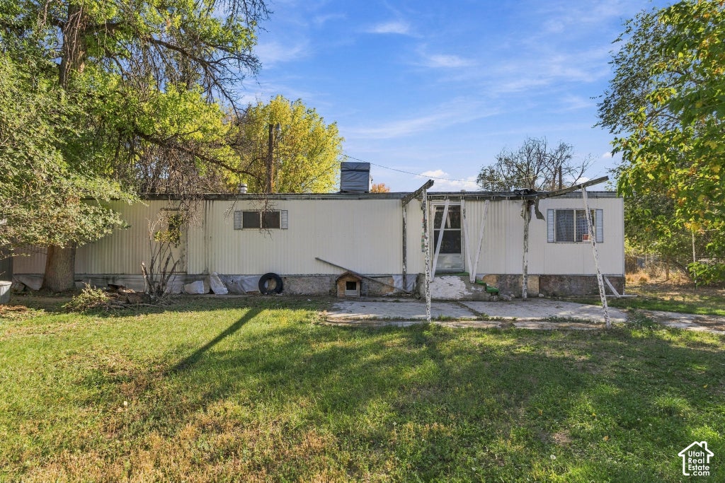 Photo of 345 W 300 N, Manti, UT 84642 (MLS # 2190462)
