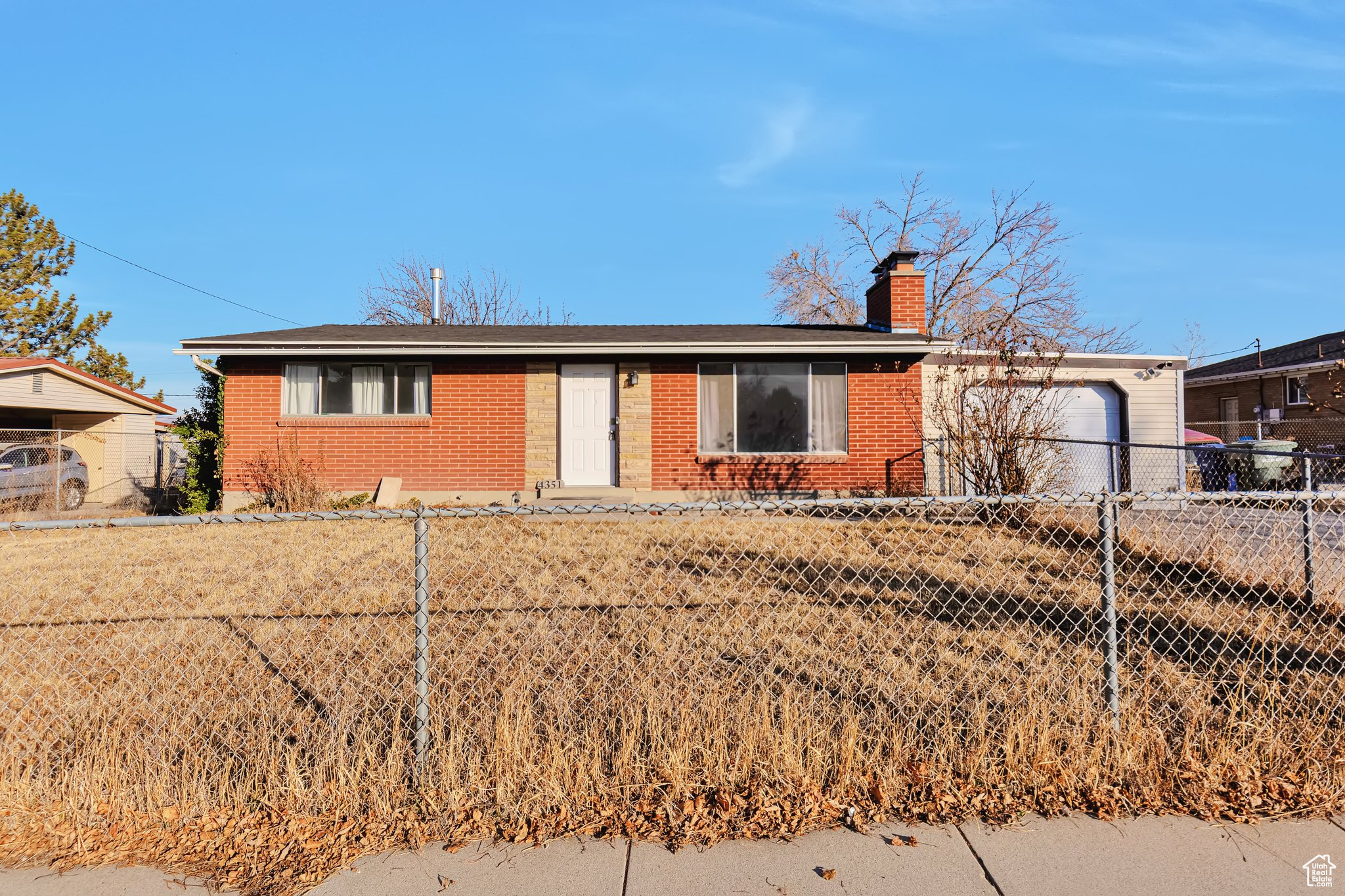 Beautiful Rambler! Open floor plan! One level living. Large , 3 bed, 2 bath, home with updated kitchen, appliances, roof, flooring, bathrooms and garage. Convenient location. Schedule your showing today!