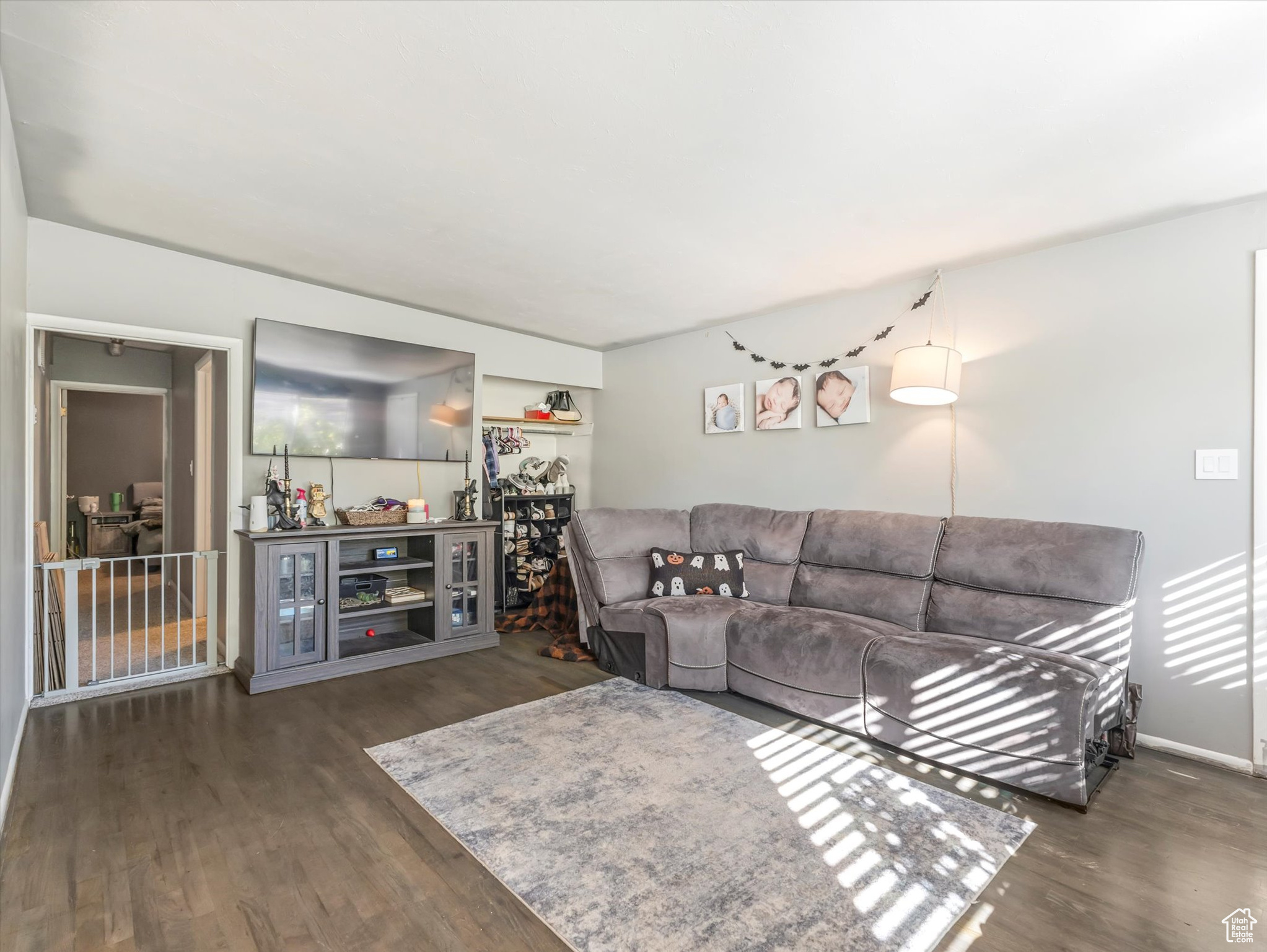 SUBURBAN HEIGHTS - Residential