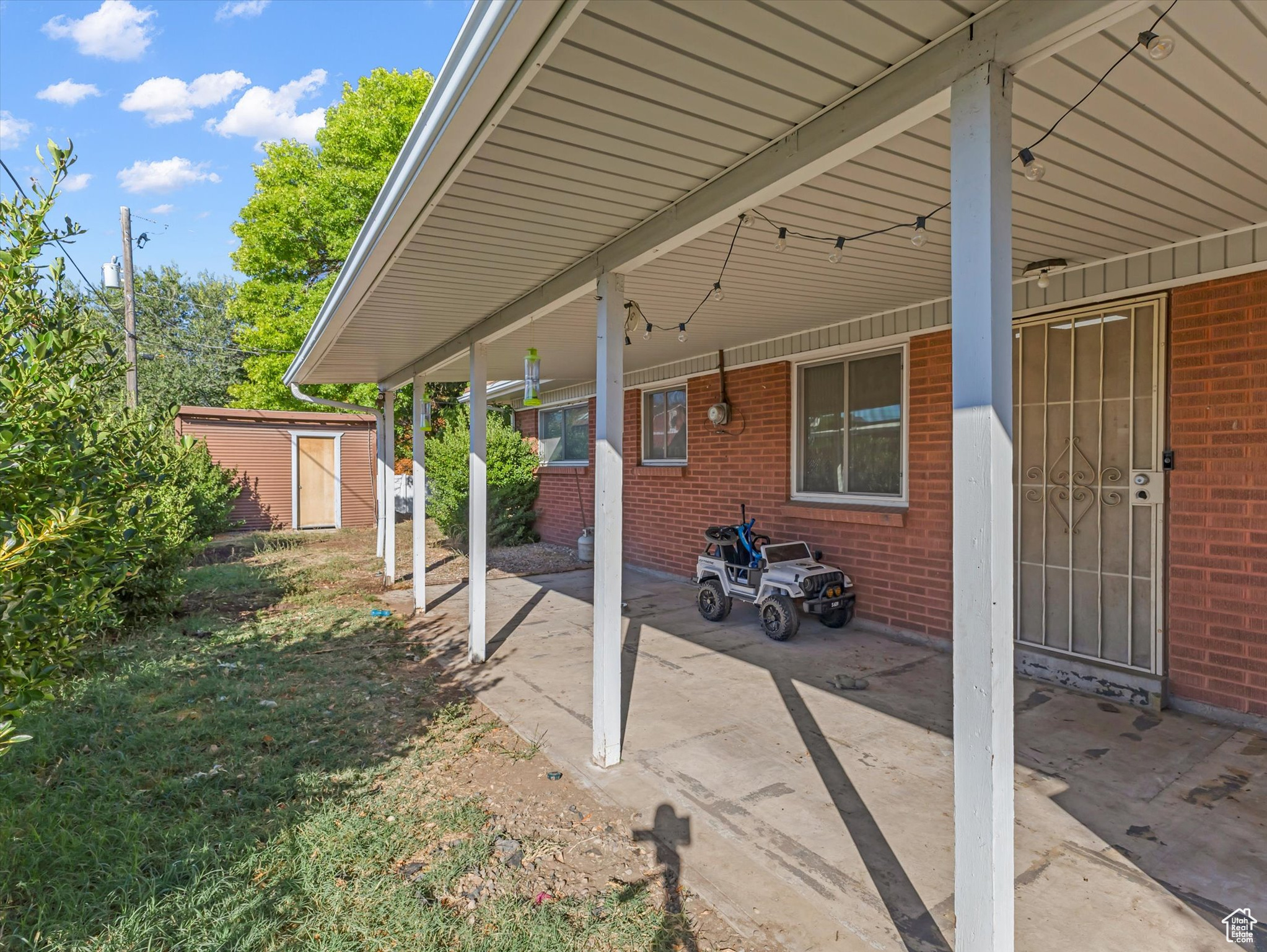 SUBURBAN HEIGHTS - Residential