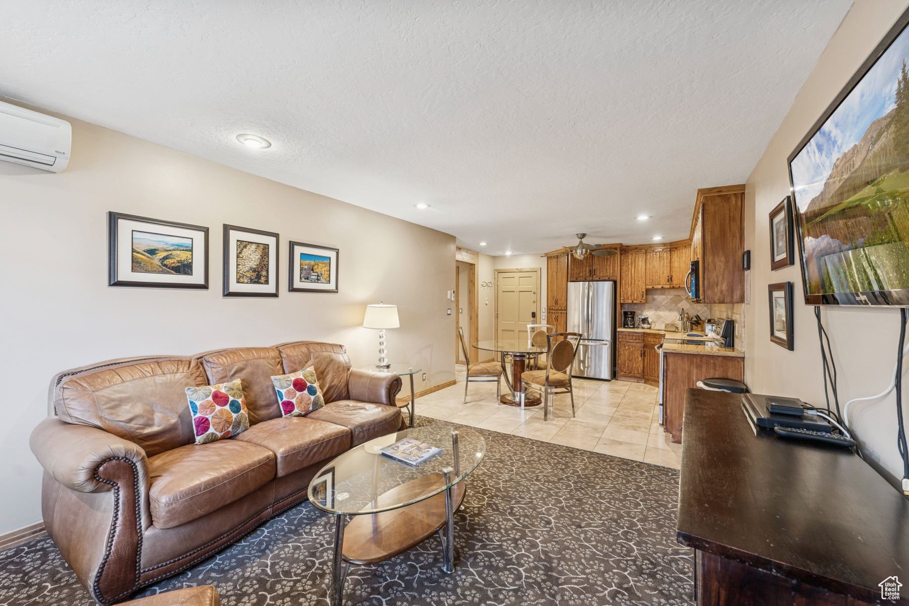 TREASURE MOUNTAIN INN - Residential
