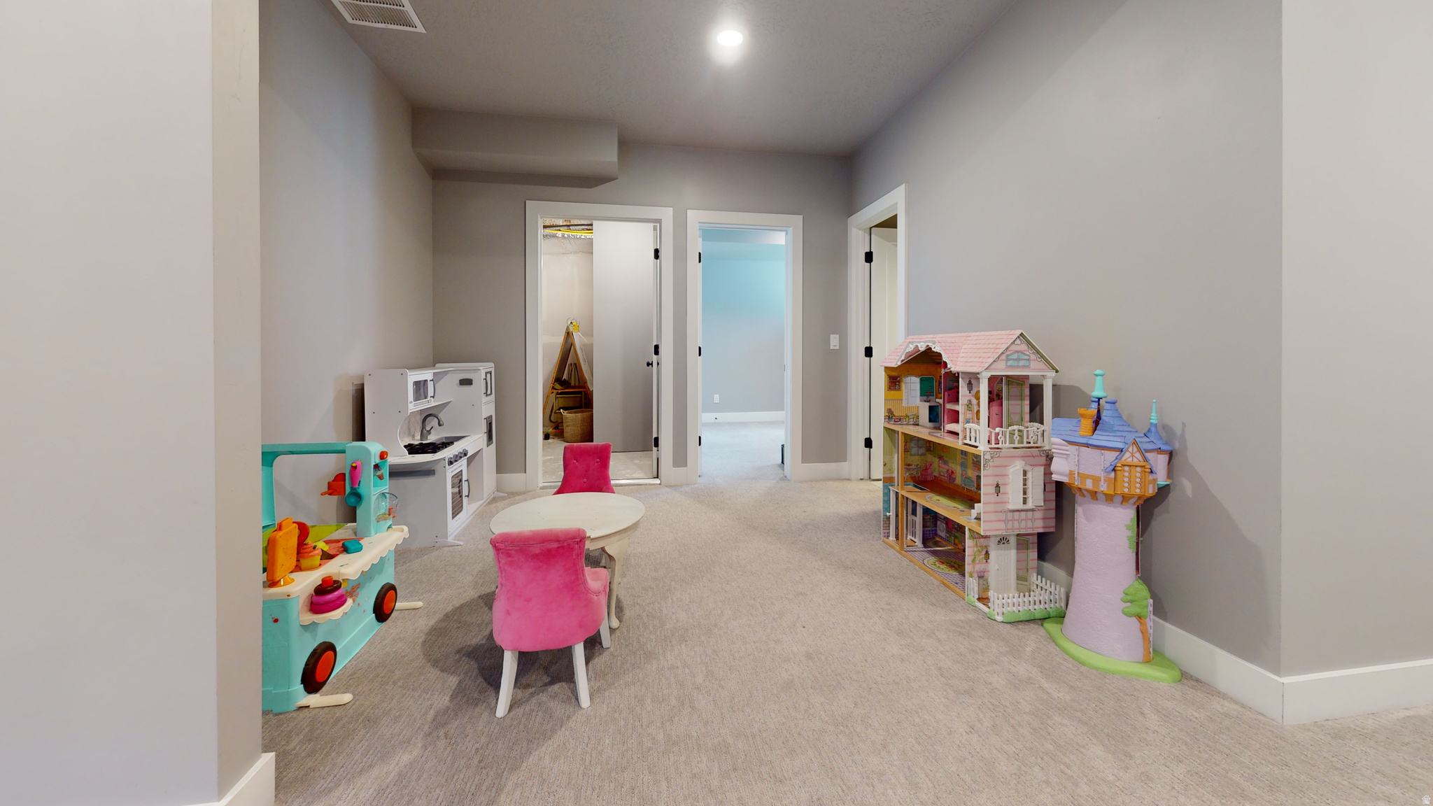 SPRINGWATER POINT AT SLEEPY RIDGE - Residential