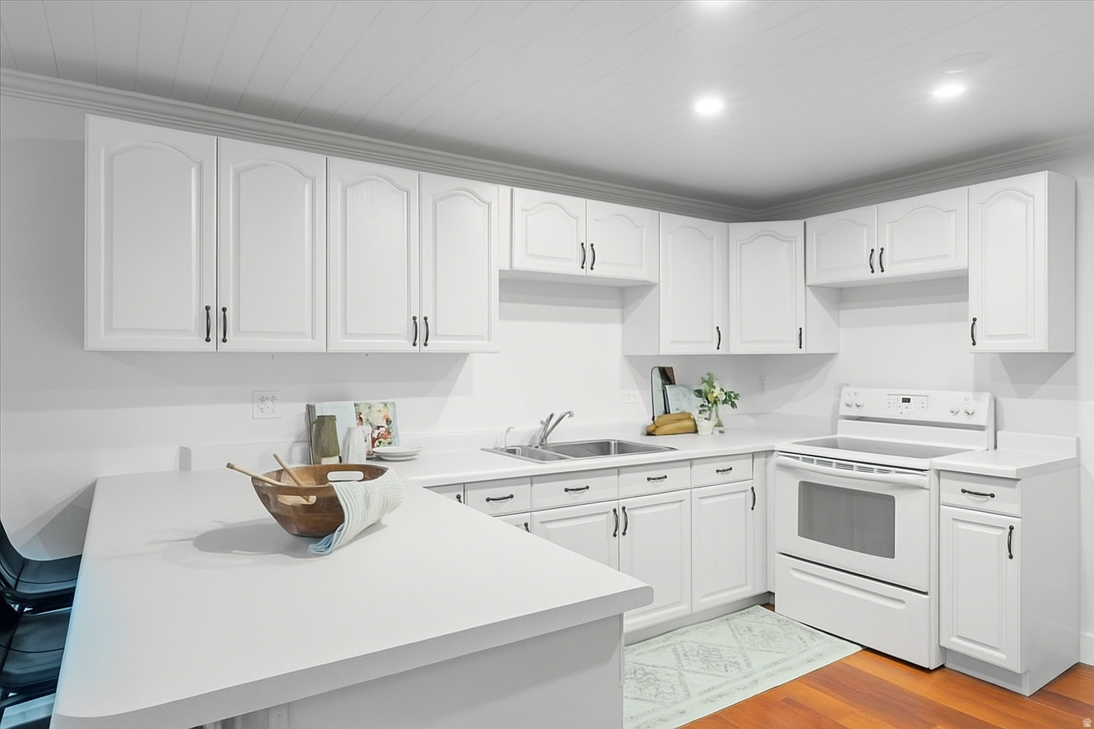 ALPINE VILLAGE - Residential