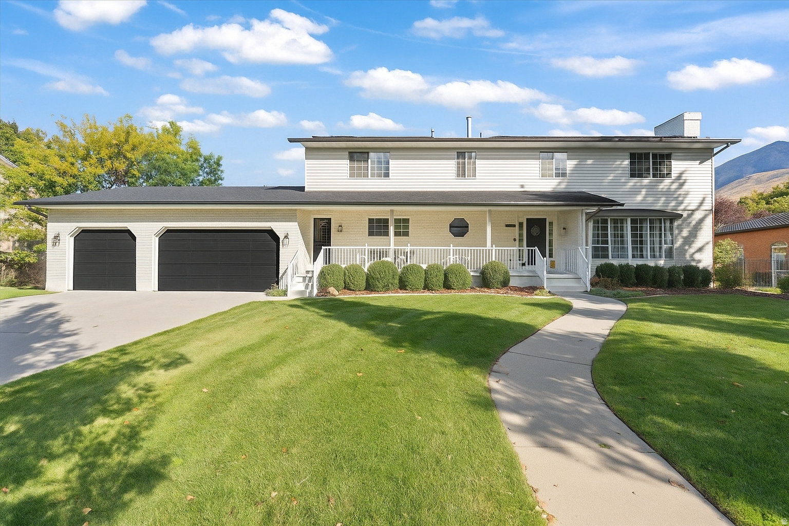 ALPINE VILLAGE - Residential