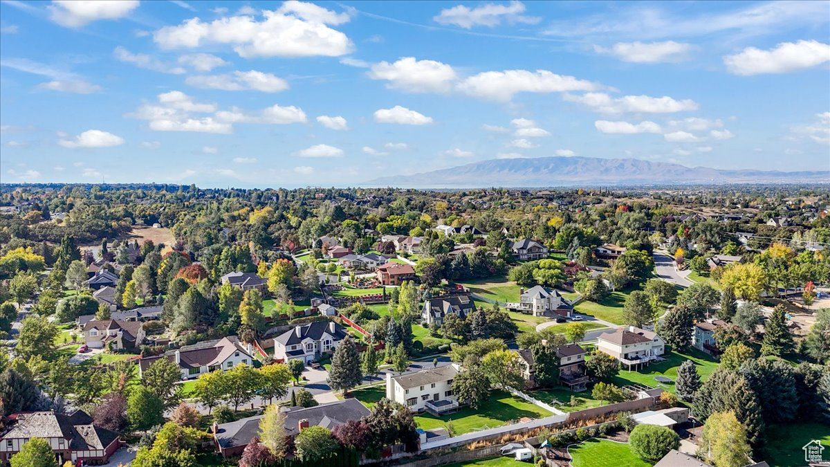ALPINE VILLAGE - Residential